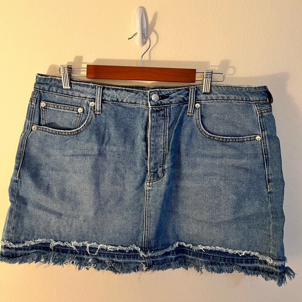 AE Jean mini skirt
